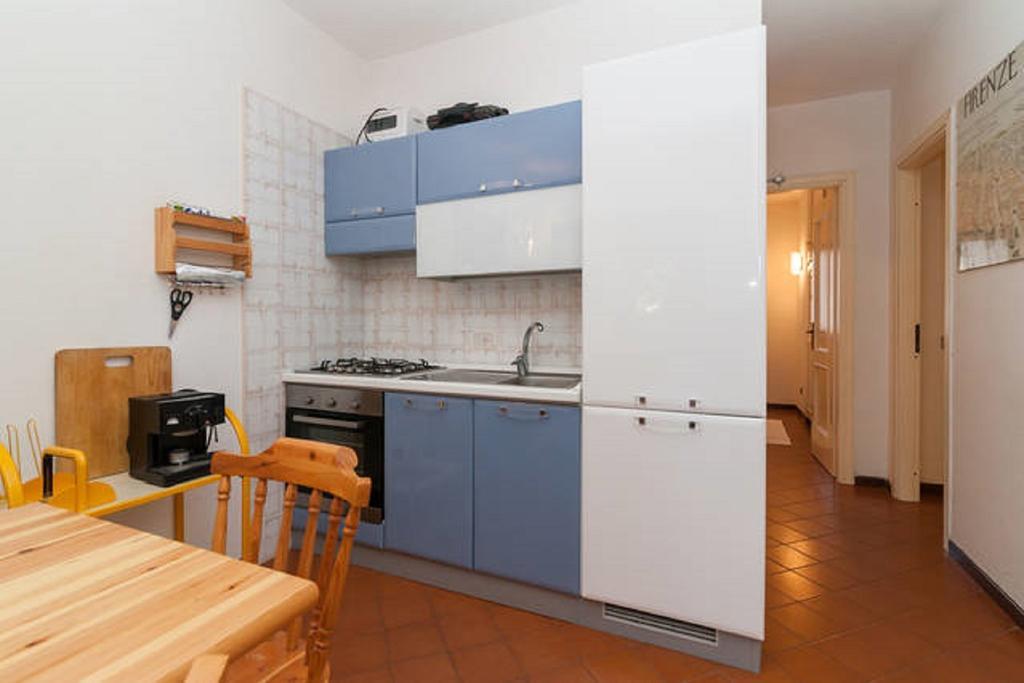 Villino Sunshine S8989 Villa Santa Margherita di Pula Ruang foto