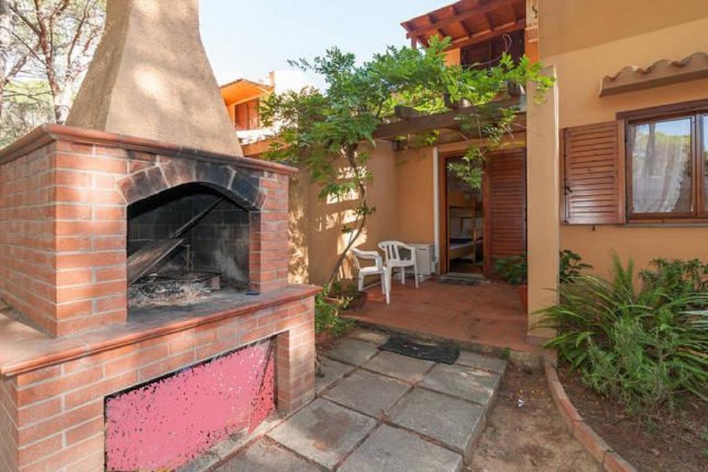Villino Sunshine S8989 Villa Santa Margherita di Pula Ruang foto